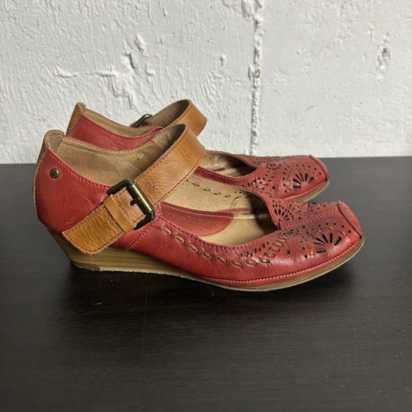 Pikolinos Perforated Leather Sandals size 39 - Picture 3 of 7